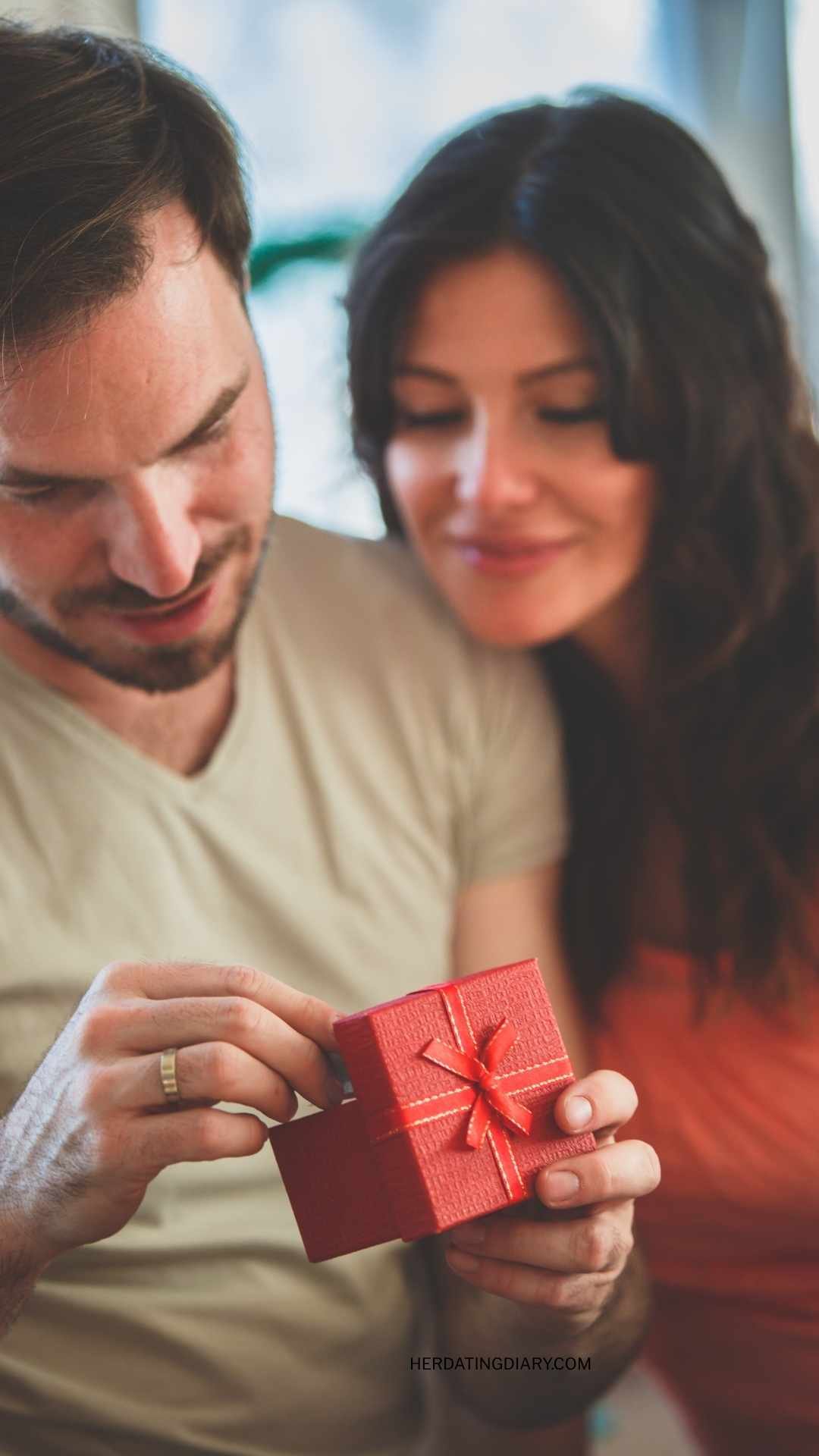Signs He Is in Love with You and You Don’t Even Know It