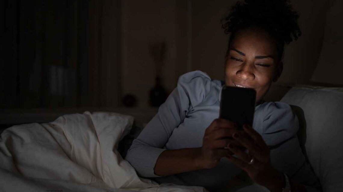The 30 Day Relationship Challenge To Feel Close Again